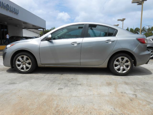 Mazda 3 2011 photo 1