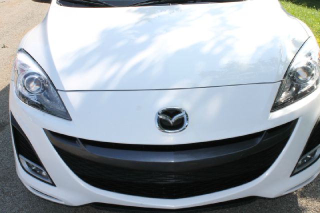 Mazda 3 2011 photo 1