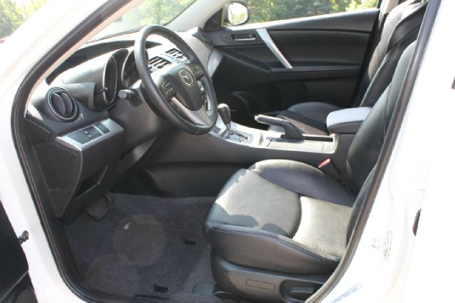 Mazda 3 2011 photo 23