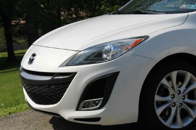 Mazda 3 2011 photo 9