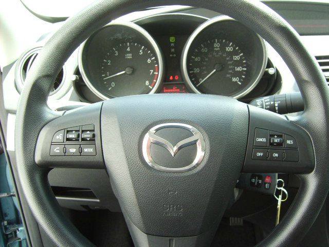 Mazda 3 2011 photo 11