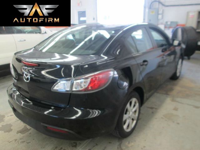 Mazda 3 2011 photo 1