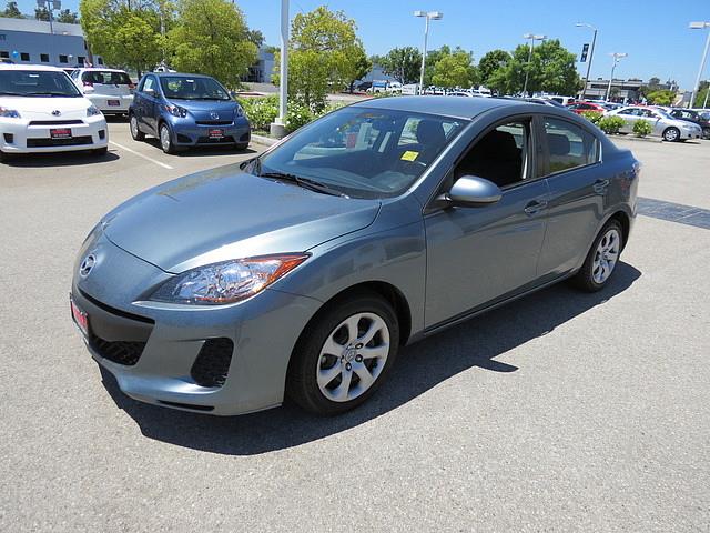 Mazda 3 2012 photo 8