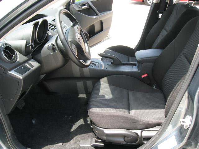 Mazda 3 2012 photo 2