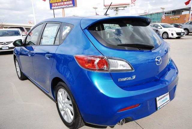 Mazda 3 2012 photo 4