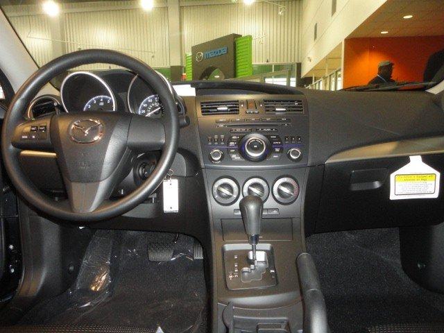 Mazda 3 2012 photo 3