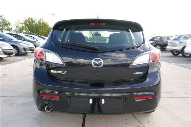 Mazda 3 2012 photo 3