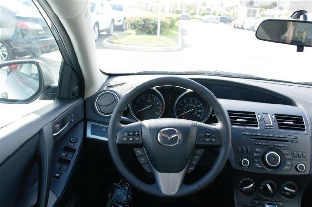 Mazda 3 2012 photo 4