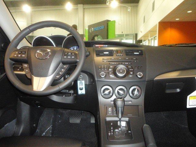 Mazda 3 2012 photo 2