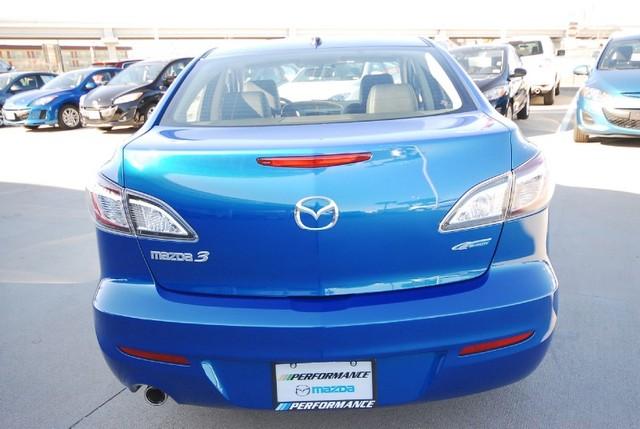 Mazda 3 2012 photo 3