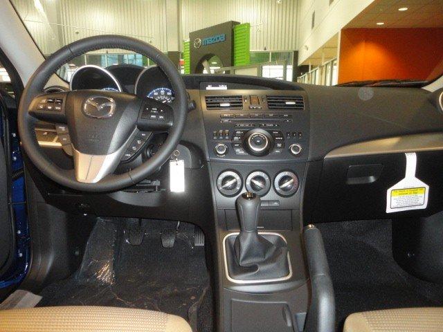 Mazda 3 2012 photo 2