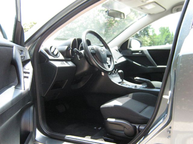 Mazda 3 2012 photo 3