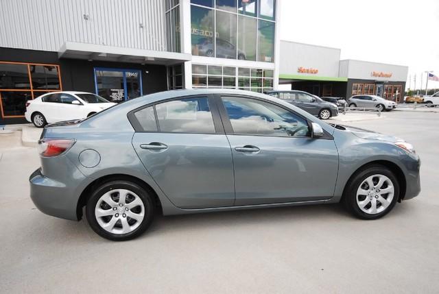 Mazda 3 2012 photo 1