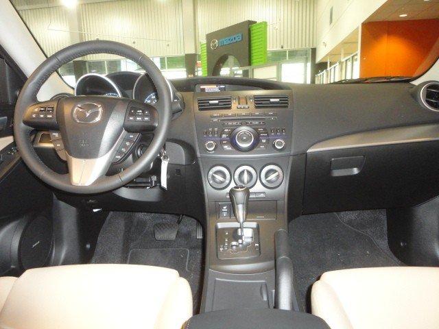 Mazda 3 2012 photo 1