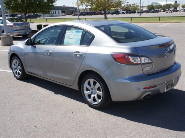 Mazda 3 2012 photo 5