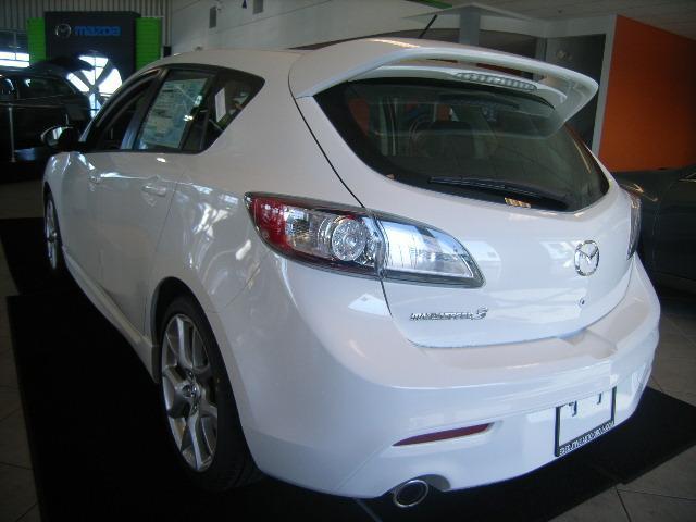 Mazda 3 2012 photo 4