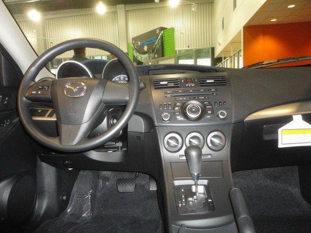 Mazda 3 2012 photo 2