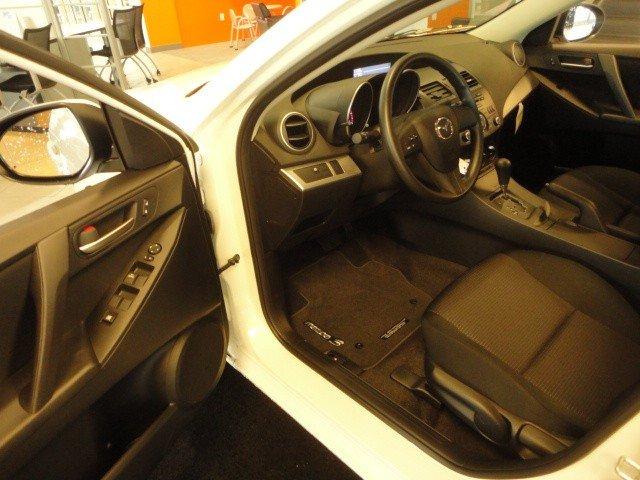 Mazda 3 2012 photo 3