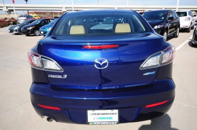 Mazda 3 2012 photo 3