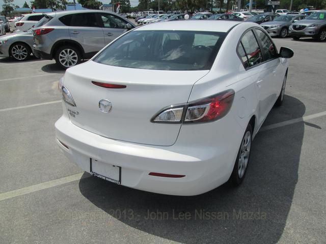 Mazda 3 2013 photo 1