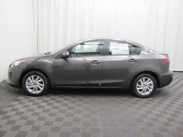 Mazda 3 2013 photo 1