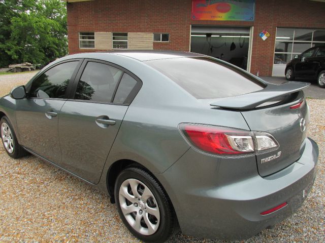 Mazda 3 2013 photo 2