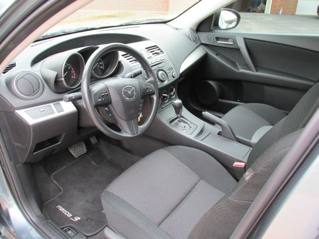 Mazda 3 2013 photo 4