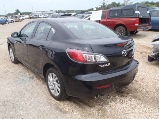 Mazda 3 2013 photo 2