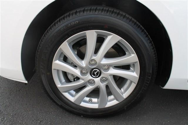 Mazda 3 2013 photo 12