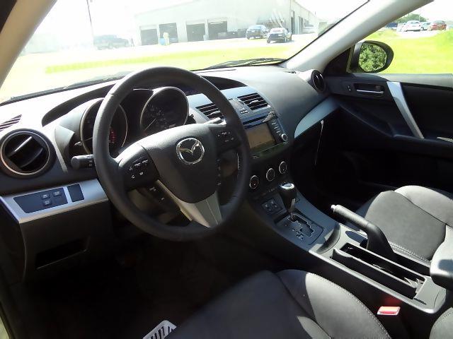 Mazda 3 2013 photo 1