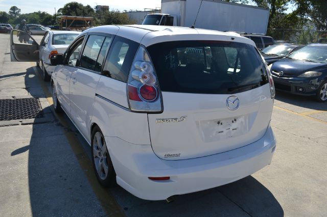 Mazda 5 2006 photo 3