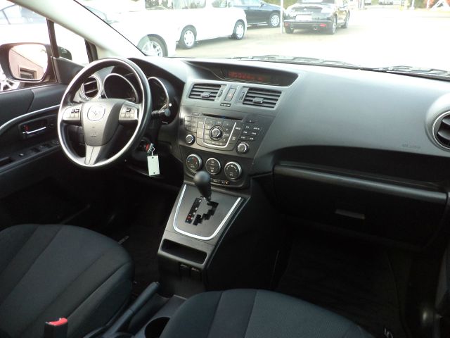 Mazda 5 2013 photo 1