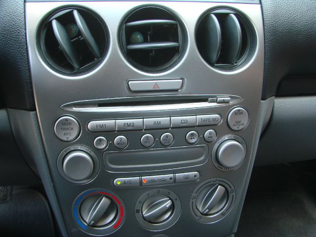 Mazda 6 2003 photo 2