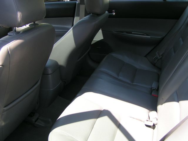 Mazda 6 2004 photo 2