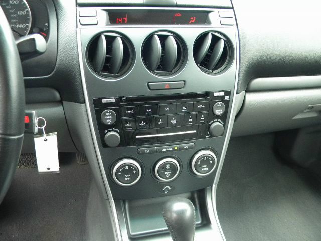 Mazda 6 2006 photo 2