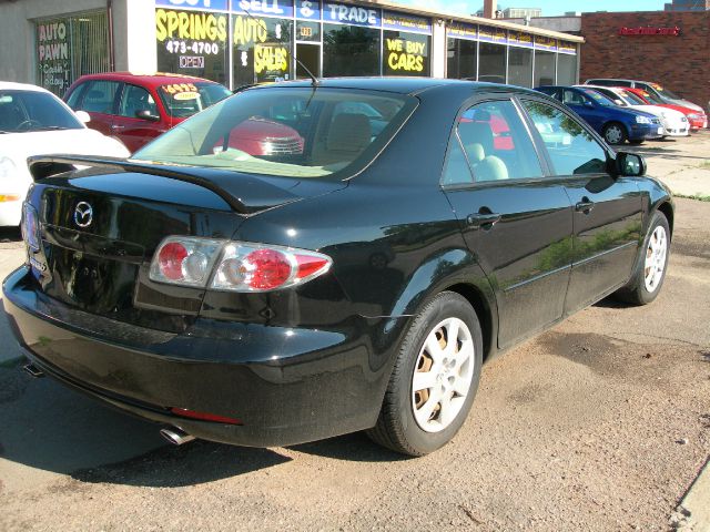 Mazda 6 4dr Sdn 2.4L FWD Sedan