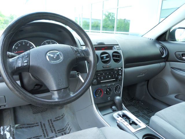 Mazda 6 2006 photo 2