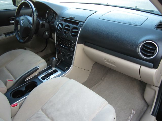 Mazda 6 2006 photo 2