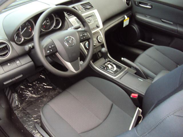 Mazda 6 2011 photo 4