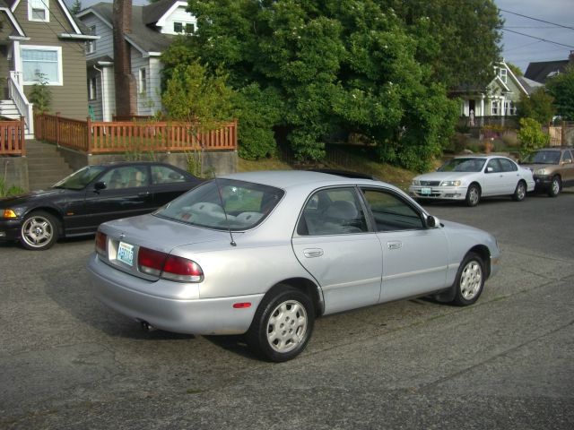 Mazda 626 1994 photo 3