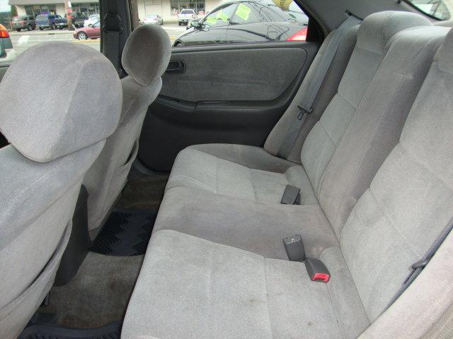 Mazda 626 1999 photo 4