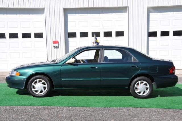 Mazda 626 1999 photo 1