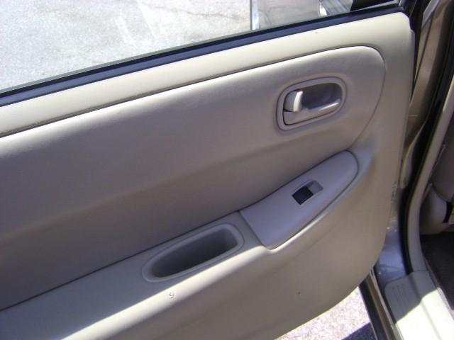 Mazda 626 1999 photo 5