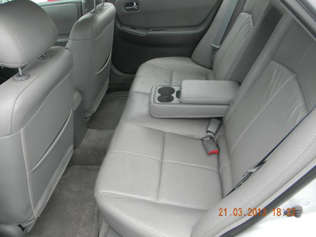 Mazda 626 2000 photo 1