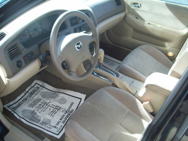 Mazda 626 2000 photo 1