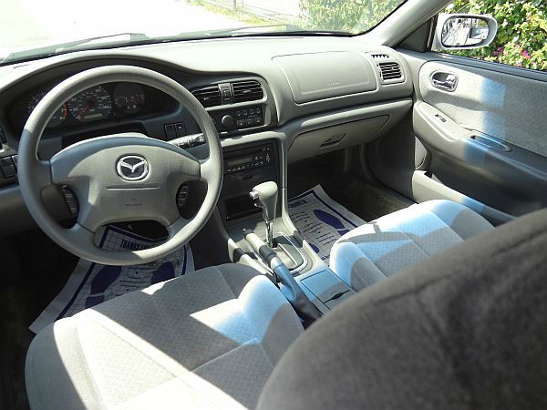 Mazda 626 2000 photo 3