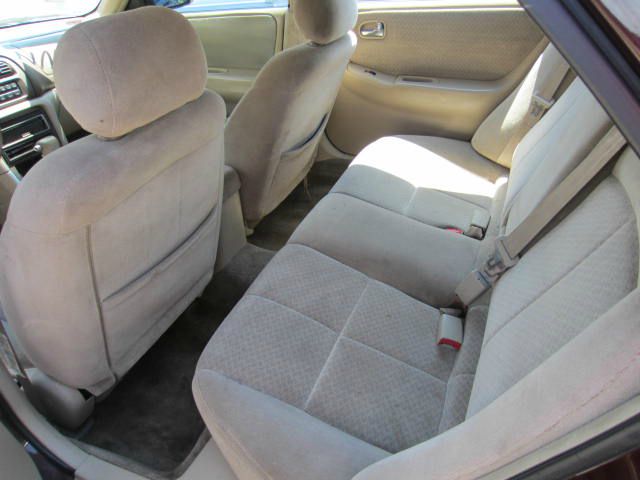 Mazda 626 2001 photo 1