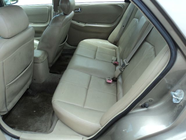 Mazda 626 2001 photo 1