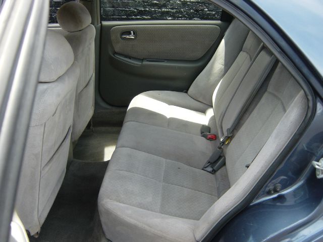 Mazda 626 2002 photo 1