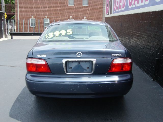 Mazda 626 2002 photo 2